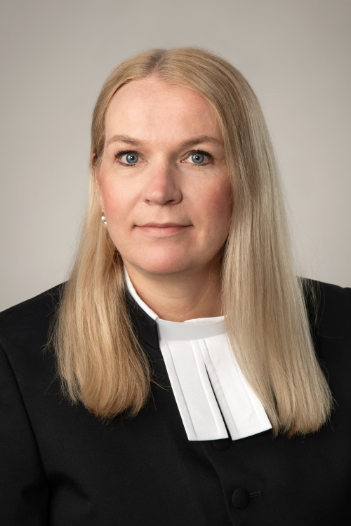 Kirkkoherran virkaan asettaminen Eliisa